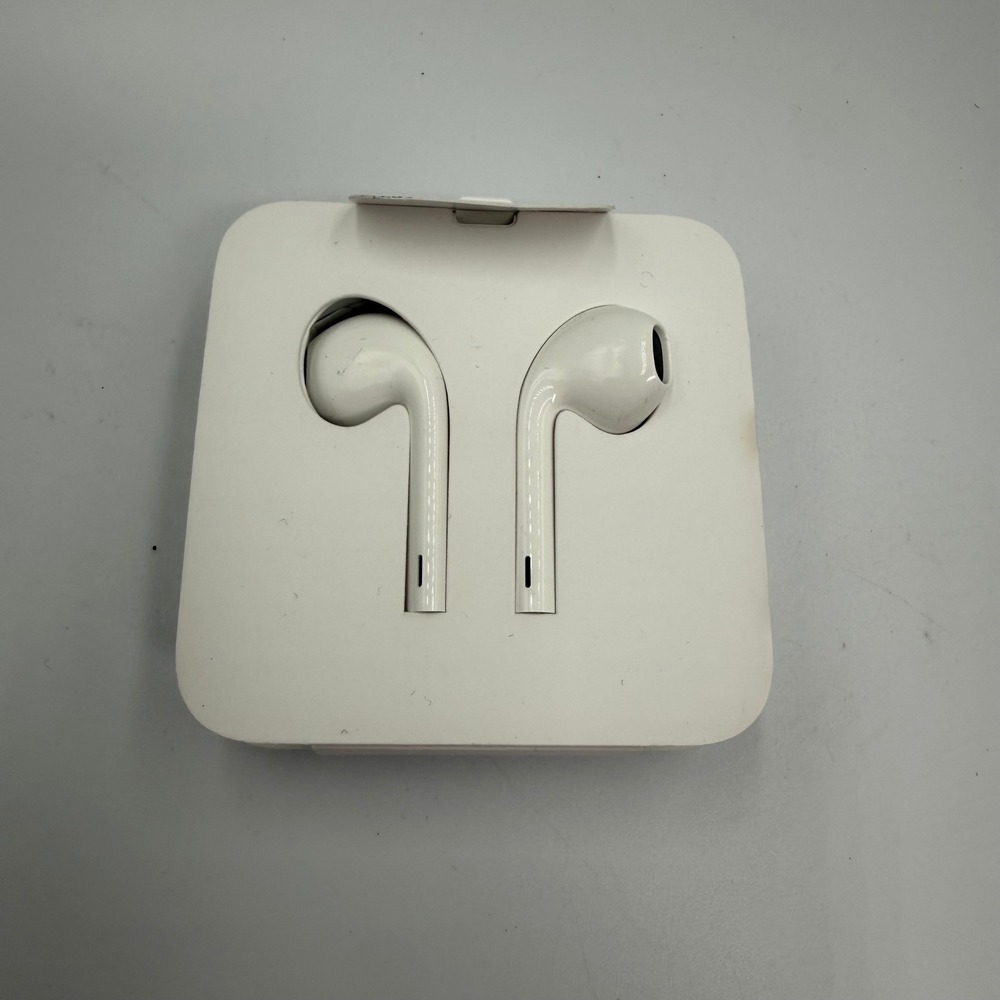 Apple EarPods Wired Headphones 3.5mm Plug with Lightning Adapter White OEM